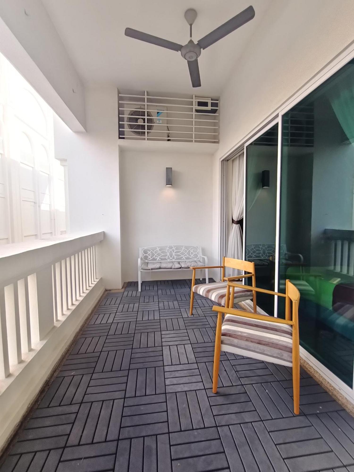 Straits Quay Marina Suites Penang By Aurorahomes Bagan Jermal Kültér fotó
