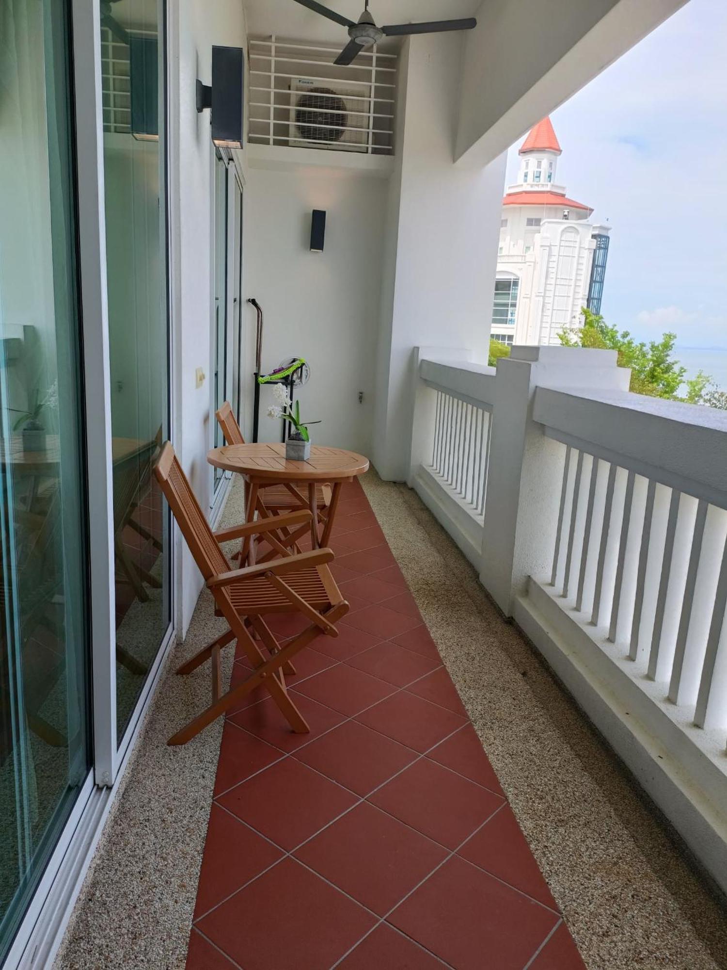 Straits Quay Marina Suites Penang By Aurorahomes Bagan Jermal Kültér fotó