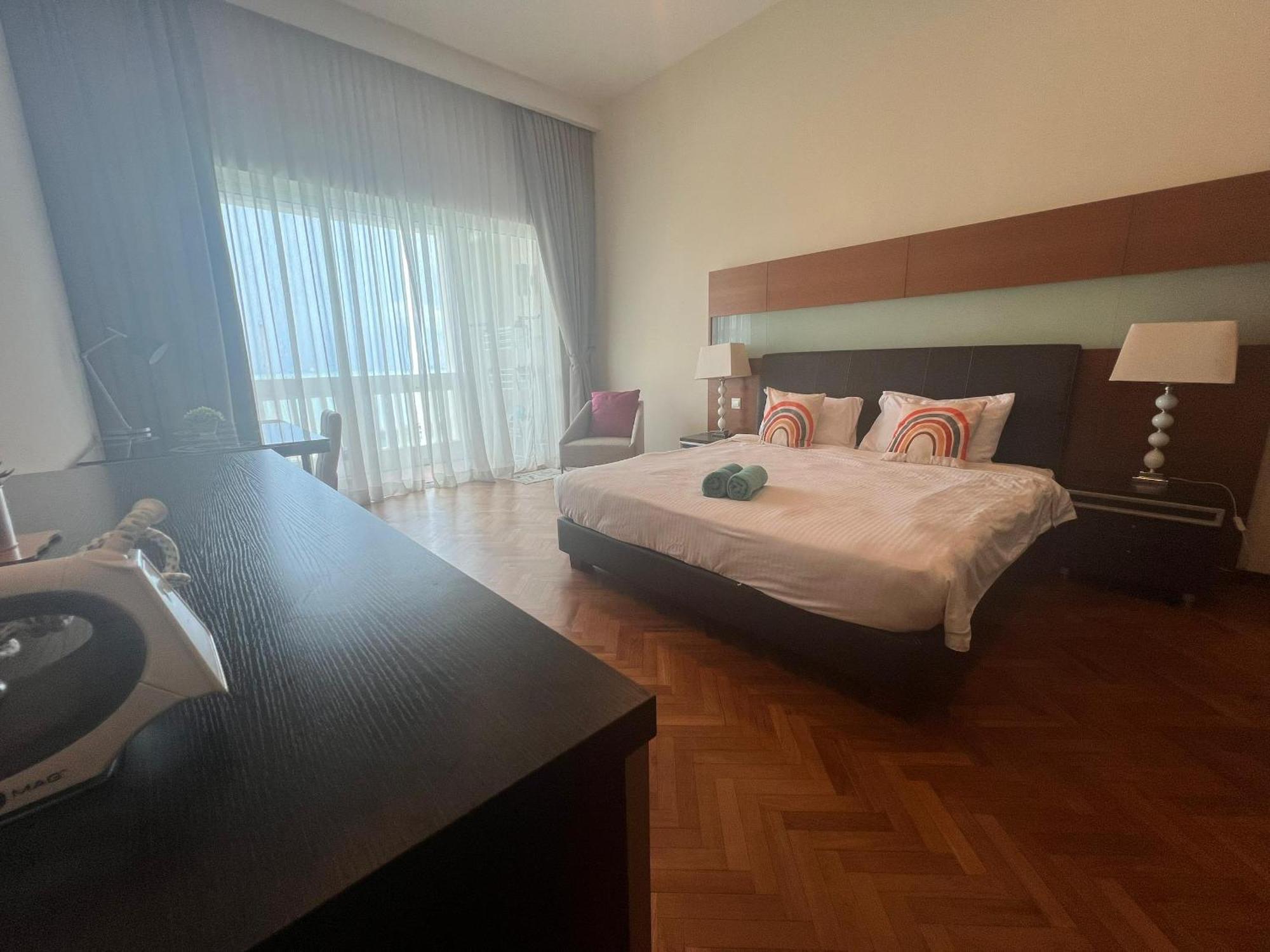 Straits Quay Marina Suites Penang By Aurorahomes Bagan Jermal Kültér fotó