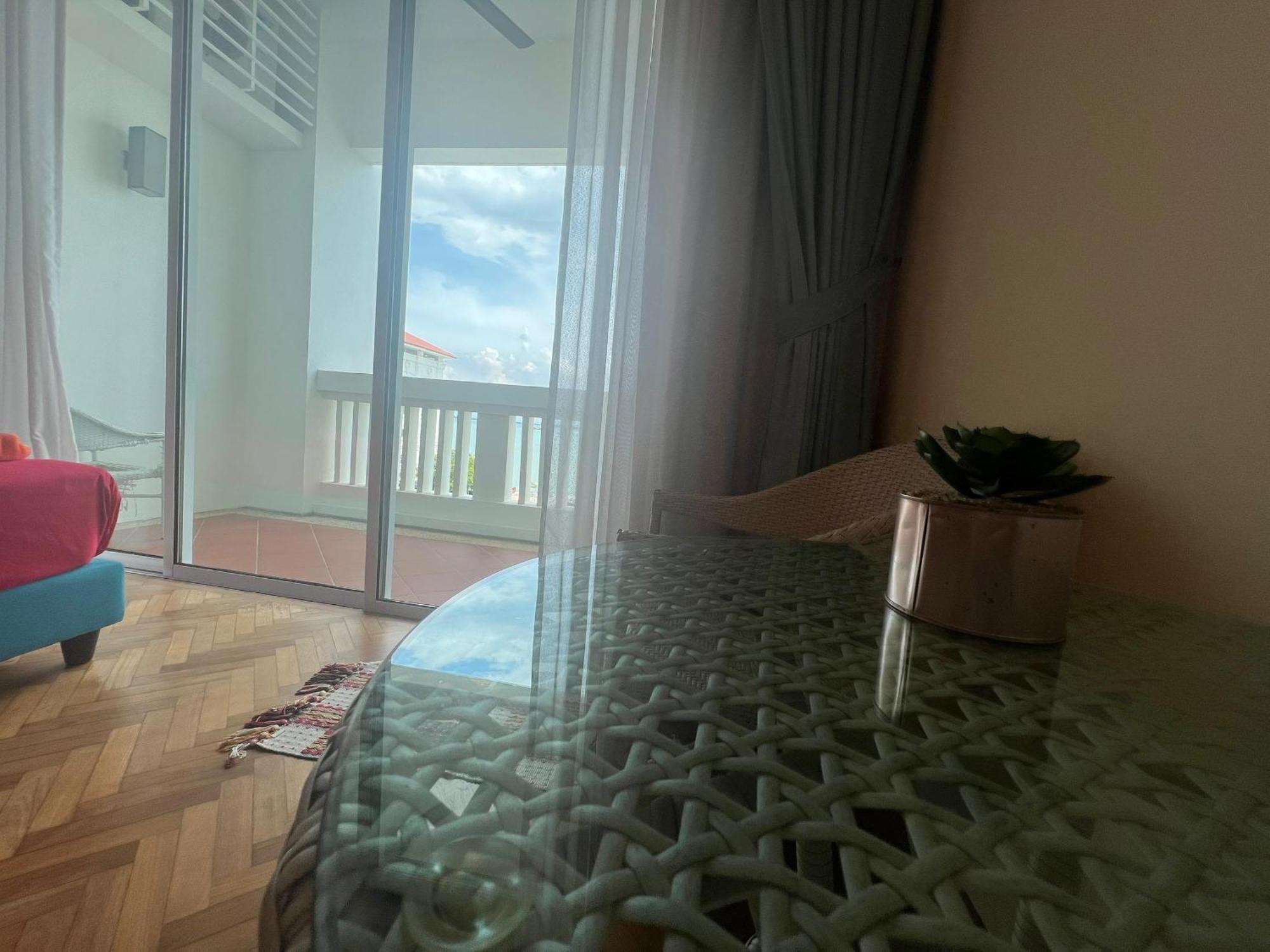 Straits Quay Marina Suites Penang By Aurorahomes Bagan Jermal Kültér fotó
