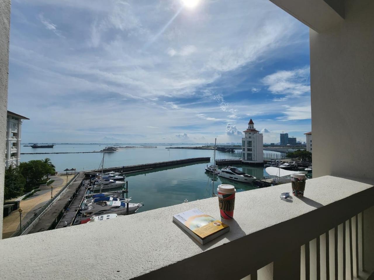 Straits Quay Marina Suites Penang By Aurorahomes Bagan Jermal Kültér fotó